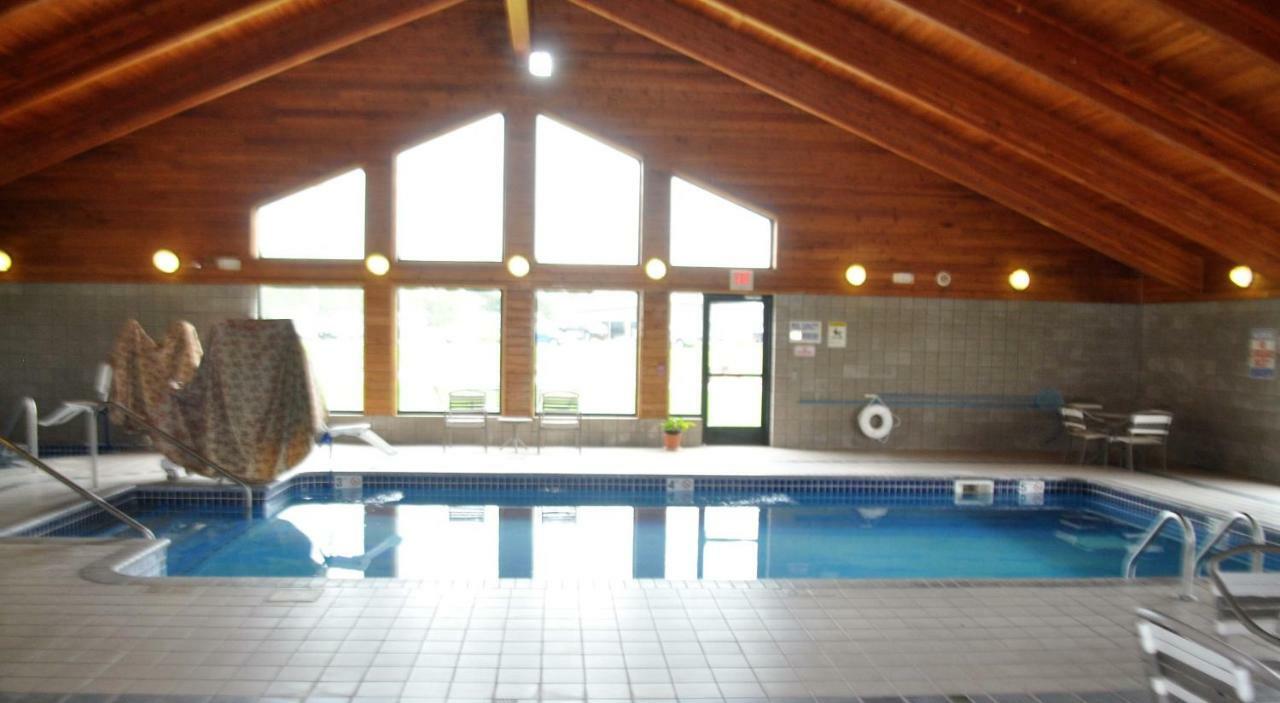 Fairbridge Inn & Suites Thorp Exteriér fotografie